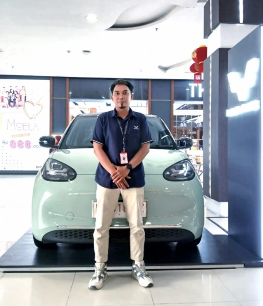 arif-sales-consultant-terbaik-wuling-sidoarjo